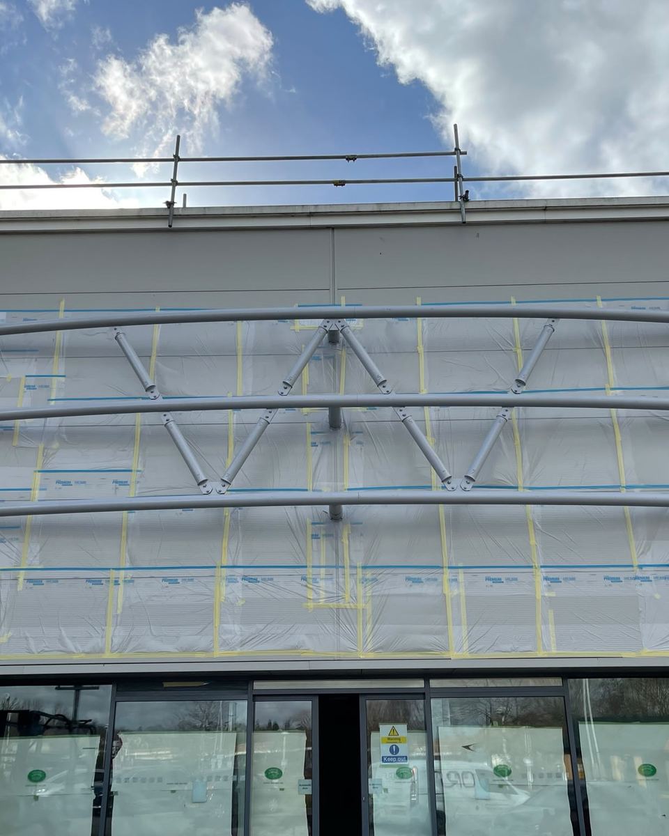 Retail canopy steelwork before spraying